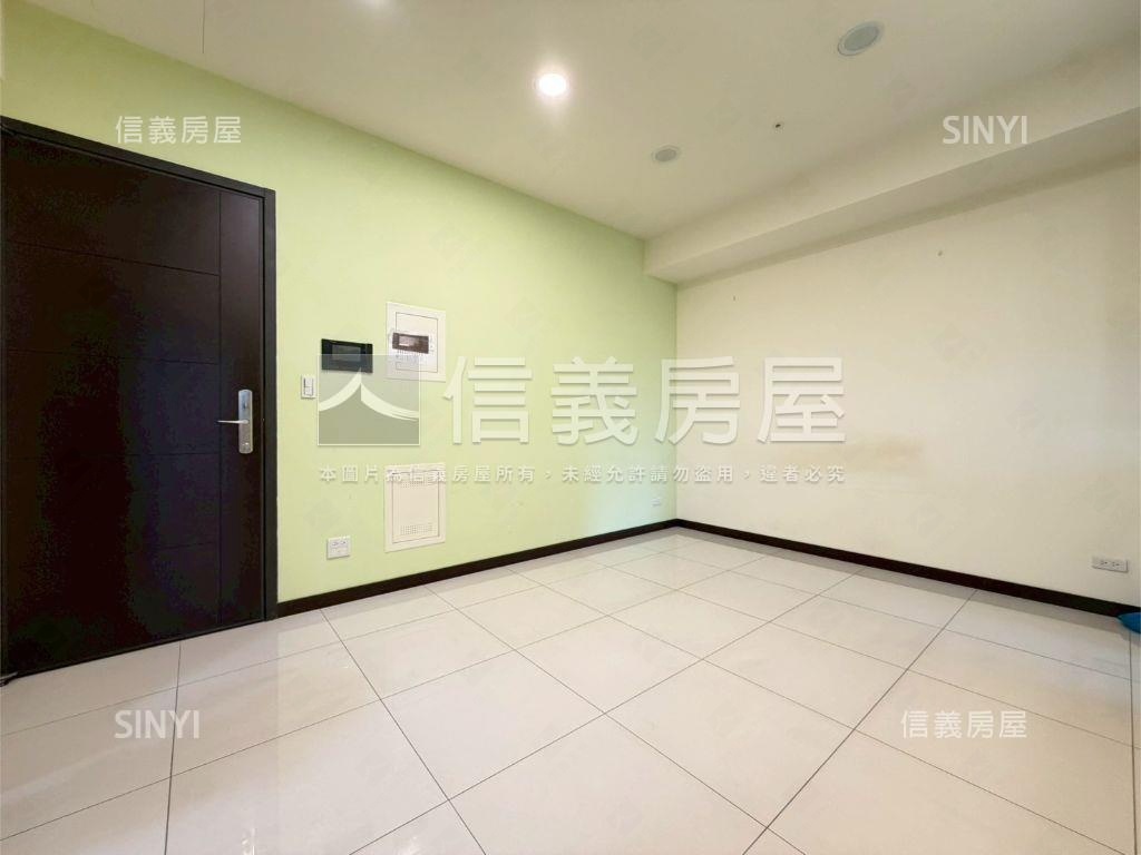 翔譽天心方正高樓兩房車位房屋室內格局與周邊環境