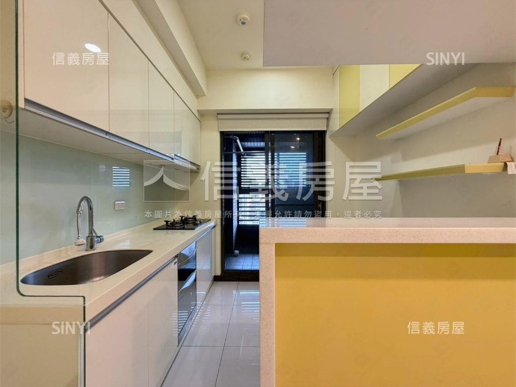 翔譽天心方正高樓兩房車位房屋室內格局與周邊環境