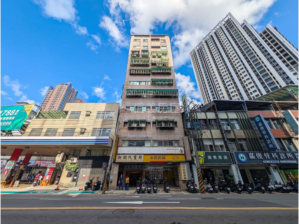 新朝代採光通風大２房房屋室內格局與周邊環境