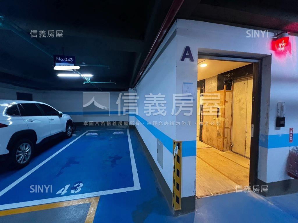 機捷Ａ１０合雄兩房車位房屋室內格局與周邊環境