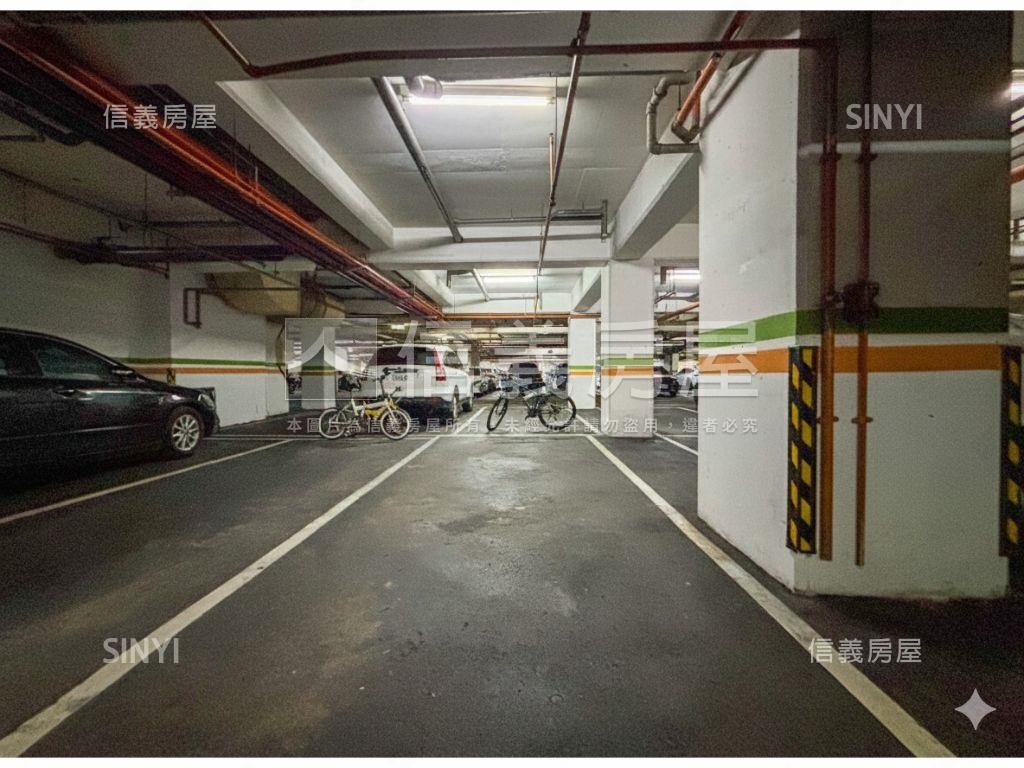 輕軌站旁景觀三房一室平車房屋室內格局與周邊環境