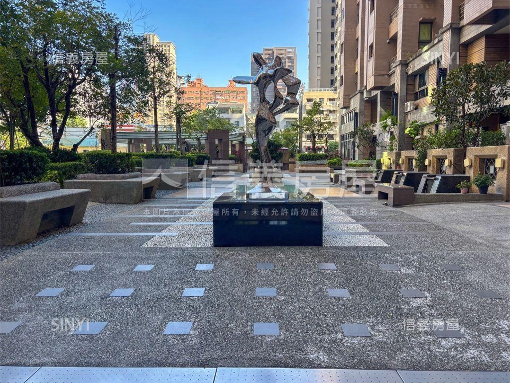 輕軌站旁景觀三房一室平車房屋室內格局與周邊環境