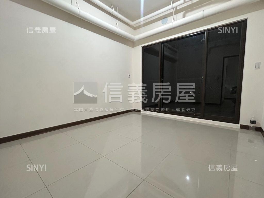 近輕軌高樓景觀兩房車位房屋室內格局與周邊環境