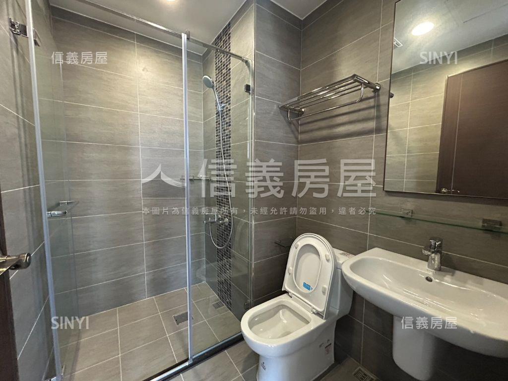次高樓層帝王景觀三房平車房屋室內格局與周邊環境