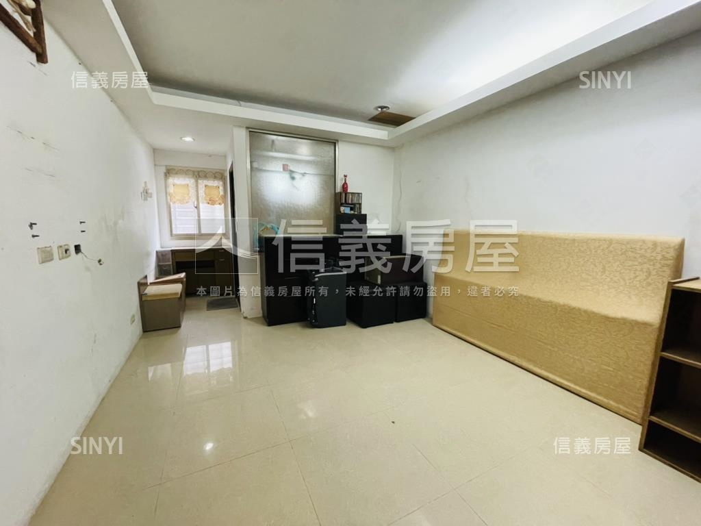 前後陽台自強方正三樓房屋室內格局與周邊環境