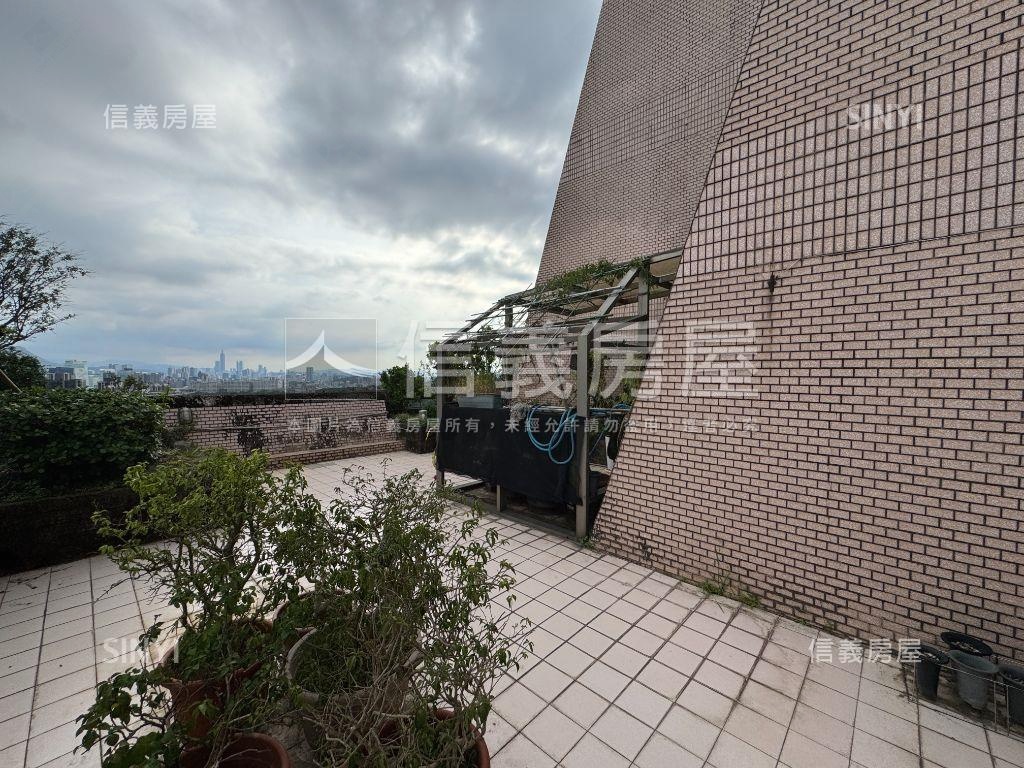 水蓮湖山市三景露臺大戶房屋室內格局與周邊環境