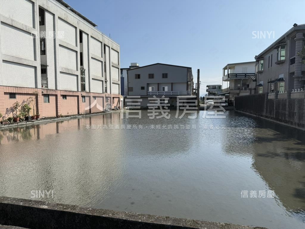 羅東仁愛雙面路質優１分地房屋室內格局與周邊環境