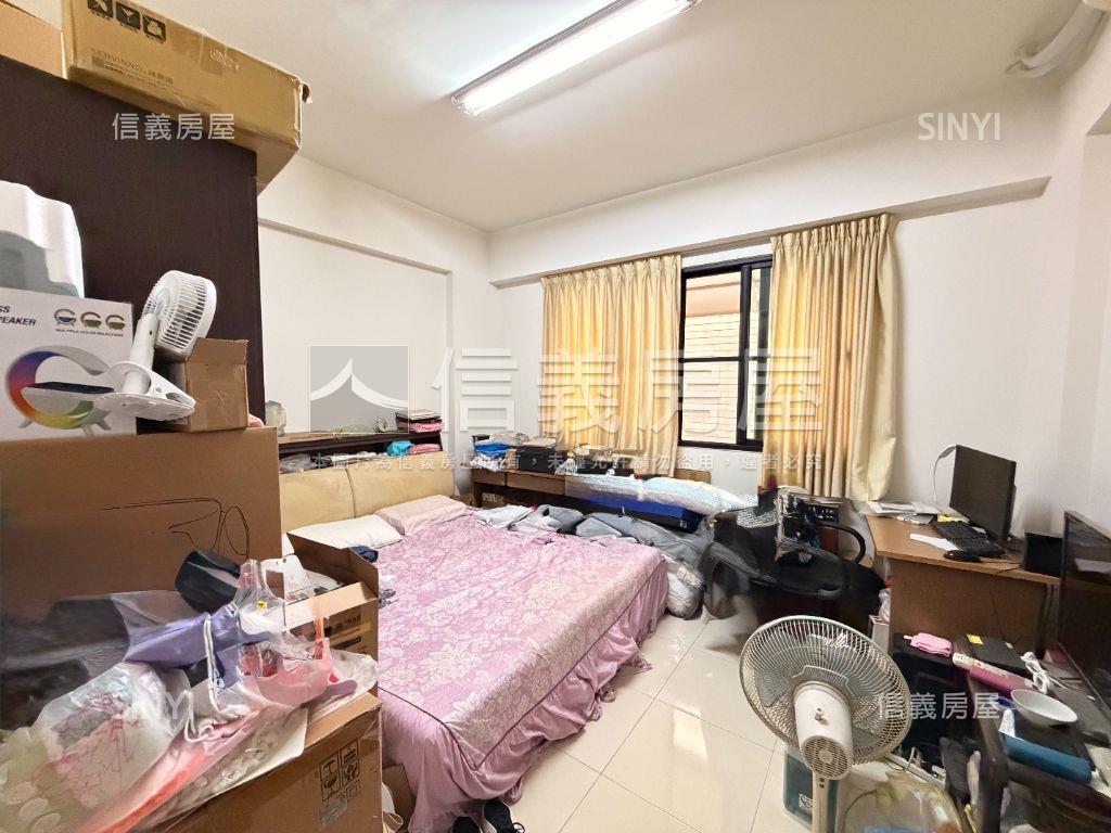 近安順國小獨門獨院車墅房屋室內格局與周邊環境