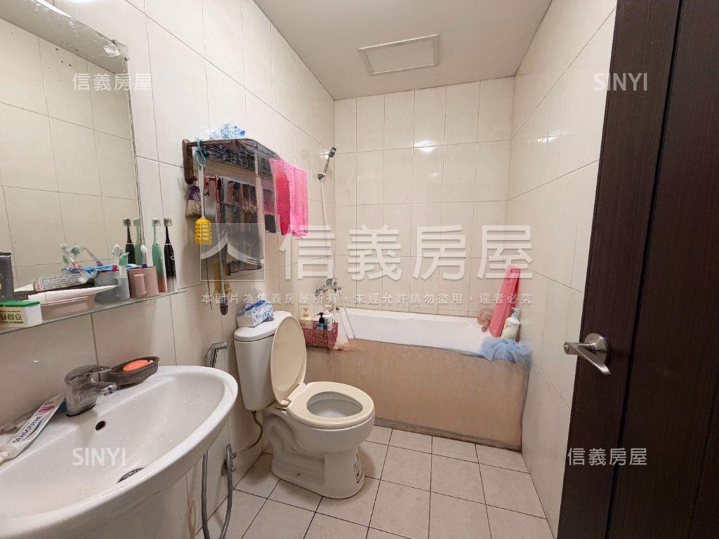 近安順國小獨門獨院車墅房屋室內格局與周邊環境