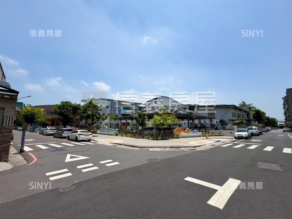近安順國小獨門獨院車墅房屋室內格局與周邊環境