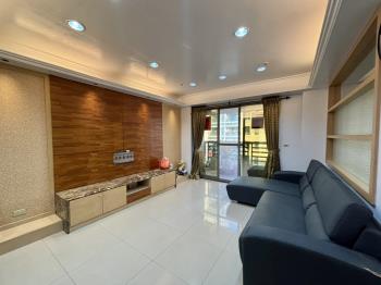 新都心四房車位