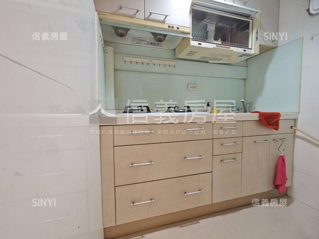 國賓好漾捷運住辦房屋室內格局與周邊環境