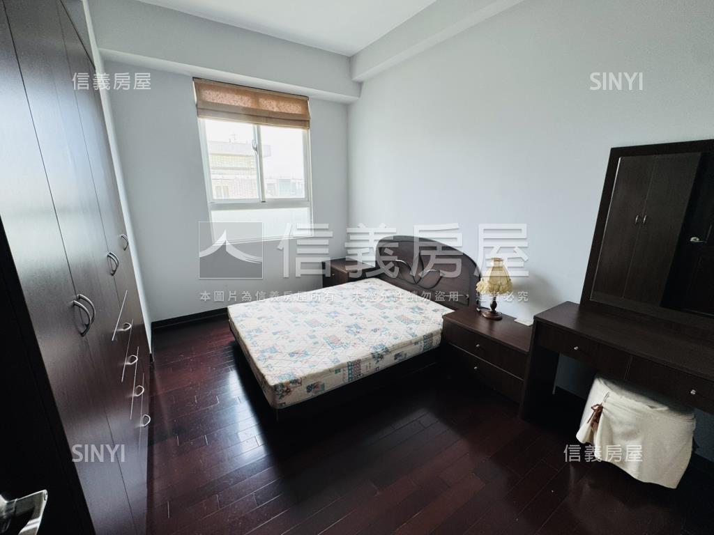 南崁高樓三房車曼哈頓房屋室內格局與周邊環境
