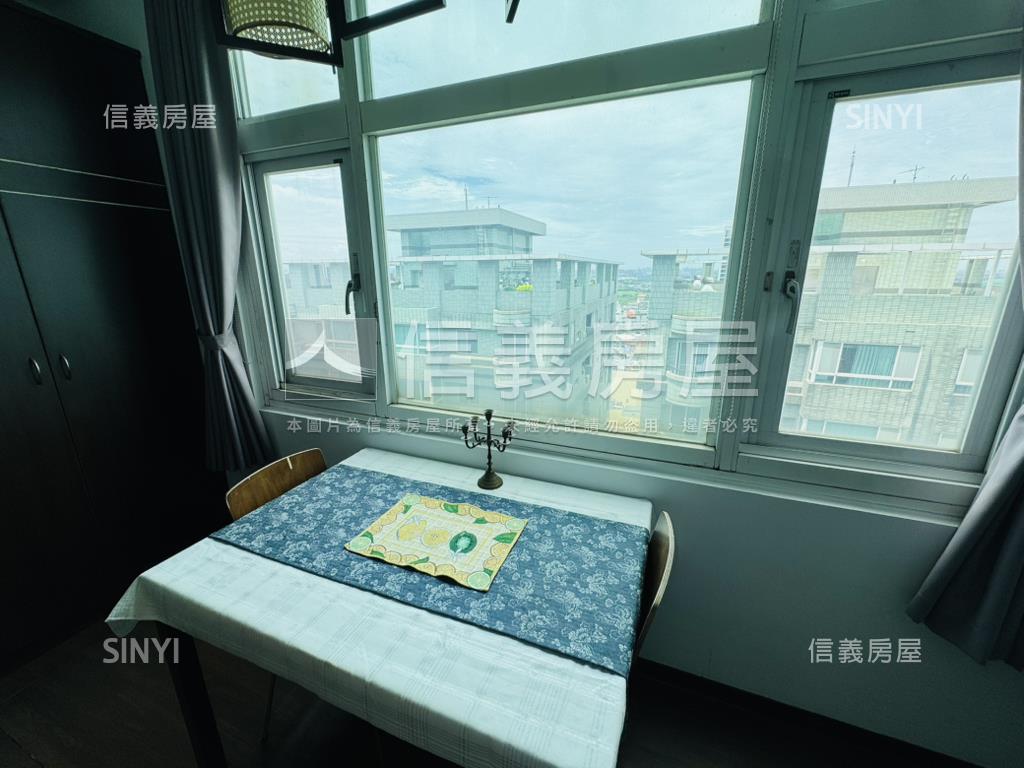 南崁高樓三房車曼哈頓房屋室內格局與周邊環境