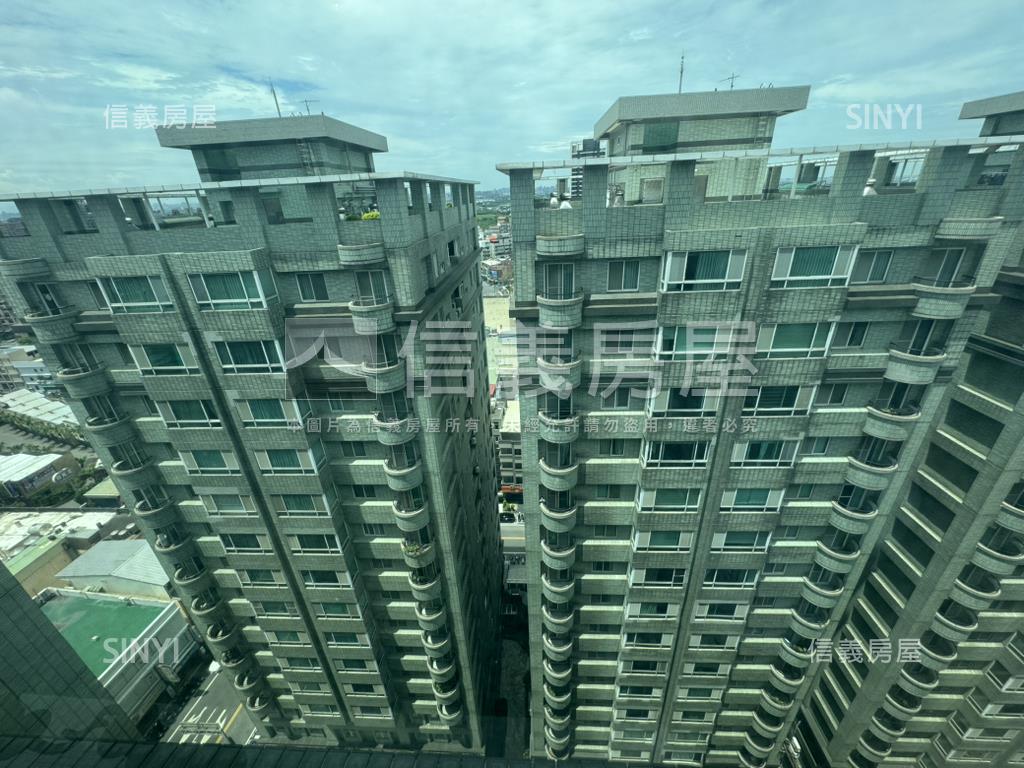 南崁高樓三房車曼哈頓房屋室內格局與周邊環境