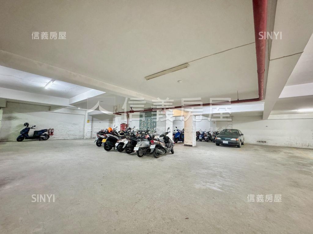 大橋一街陽台進出電梯兩房房屋室內格局與周邊環境