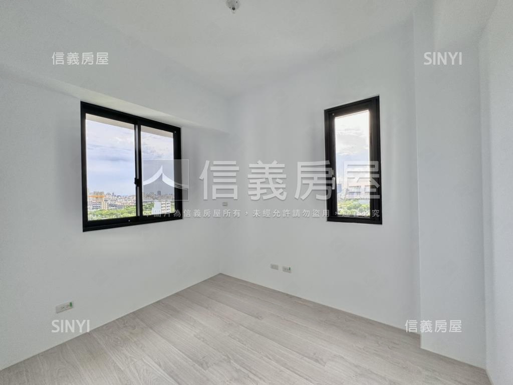 剛落成１４期雅正三房平車房屋室內格局與周邊環境