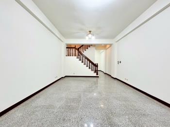 大地坪精美社區透天