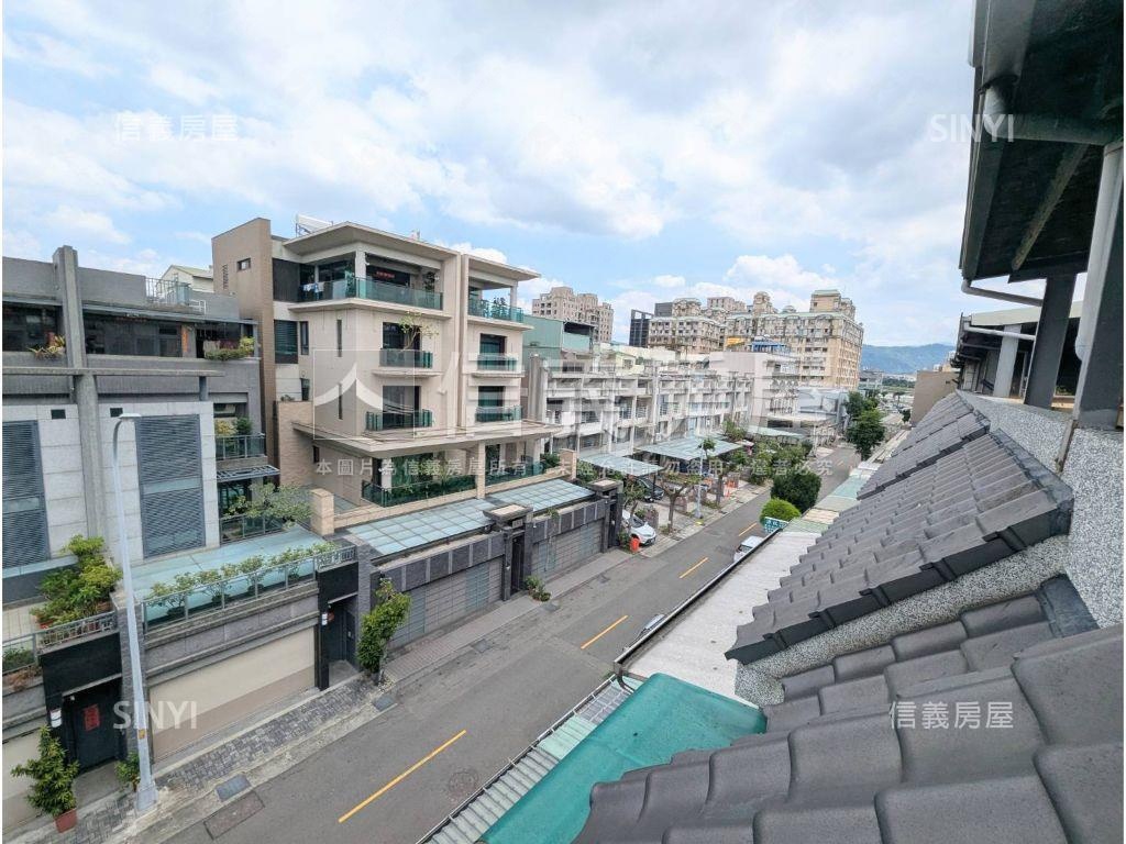 店長推薦四房車庫透天房屋室內格局與周邊環境