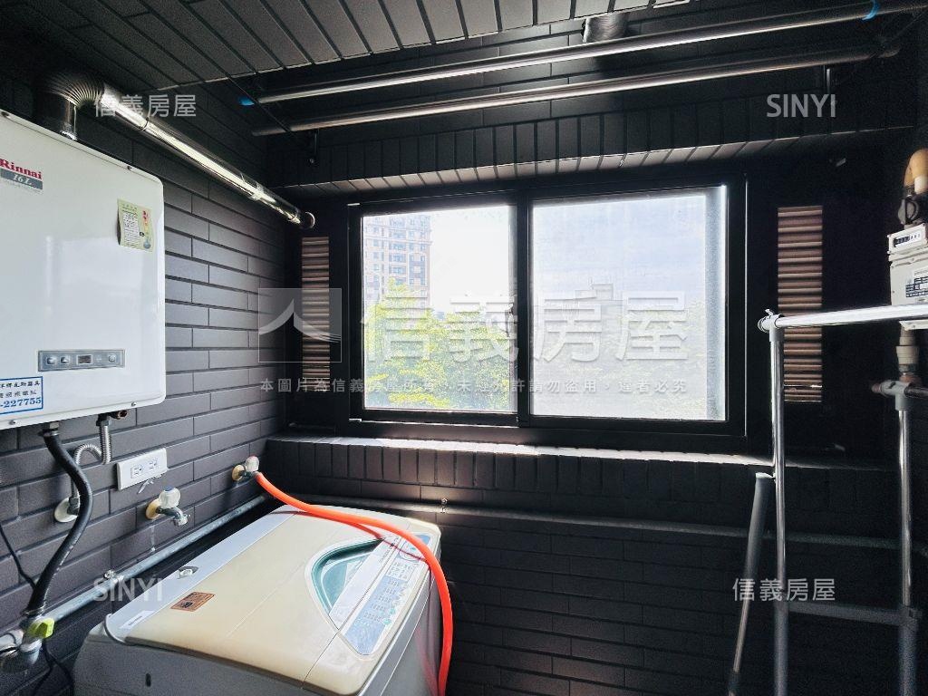 新帝標２房２衛浴有車位房屋室內格局與周邊環境