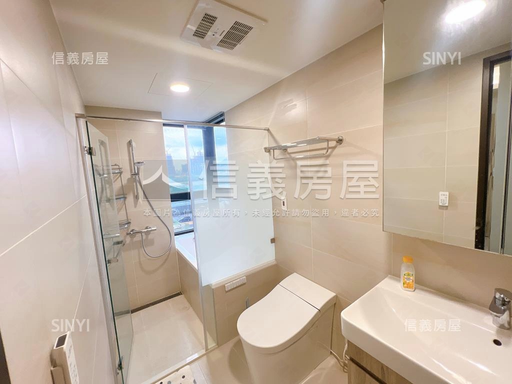 德鄰ｉＣａｒａｔ三房車位房屋室內格局與周邊環境