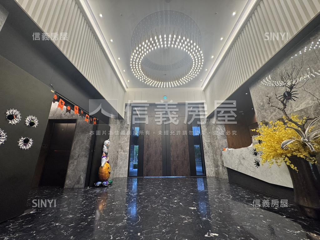 德鄰ｉＣａｒａｔ三房車位房屋室內格局與周邊環境