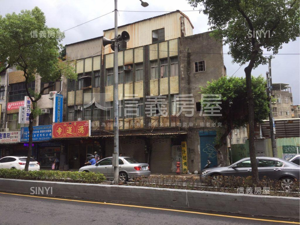捷運～邊間透天金店面臻品房屋室內格局與周邊環境