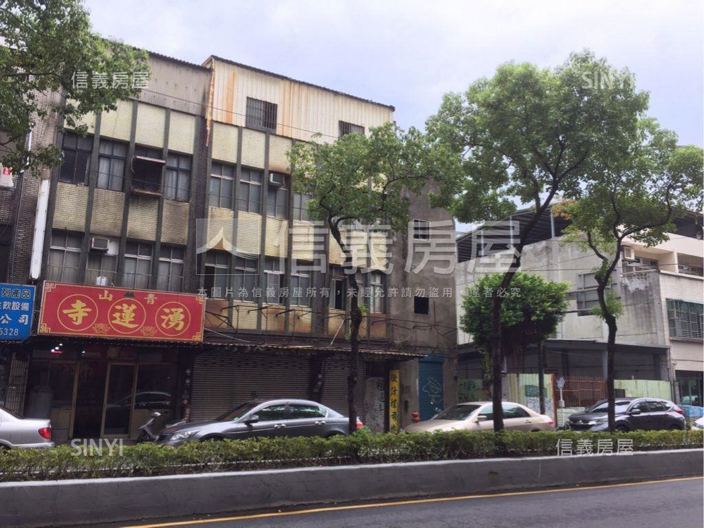捷運～邊間透天金店面臻品房屋室內格局與周邊環境