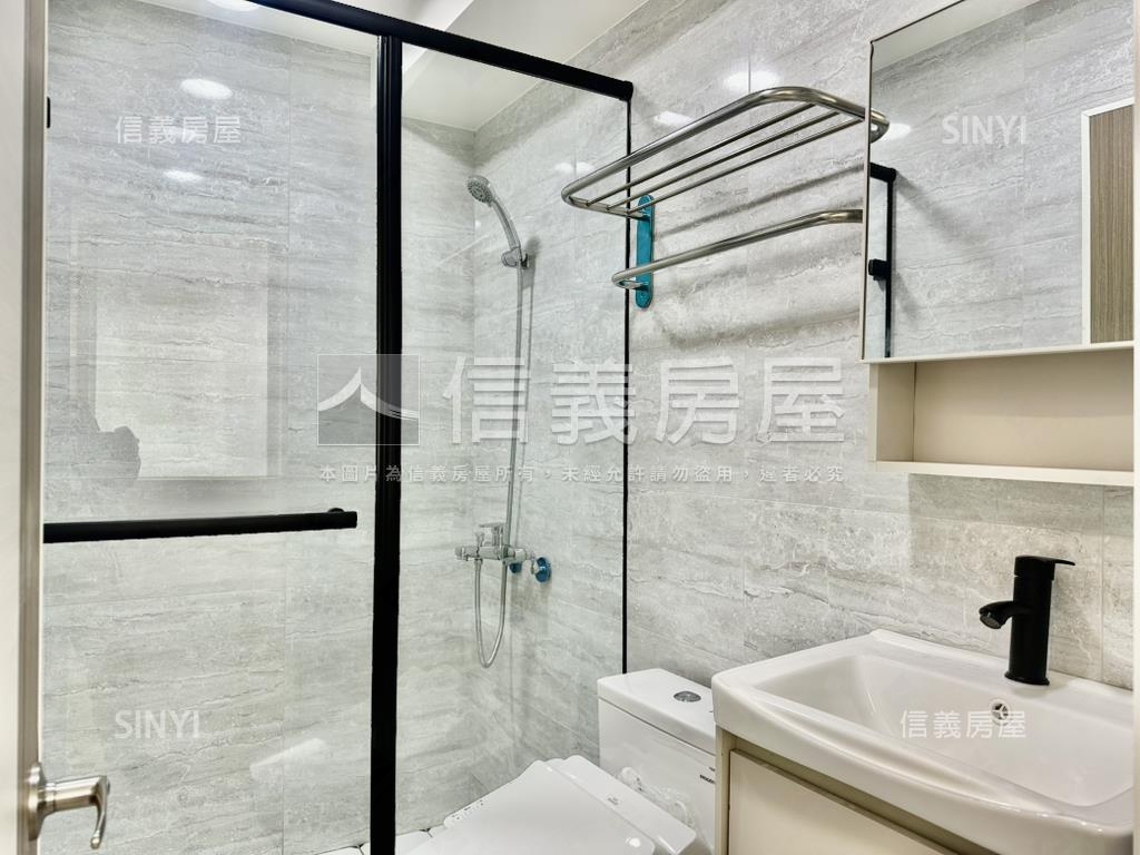 名流天下漂亮名邸三房房屋室內格局與周邊環境