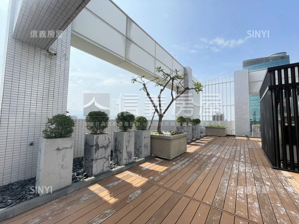 慕尼黑高樓層漂亮視野房屋室內格局與周邊環境