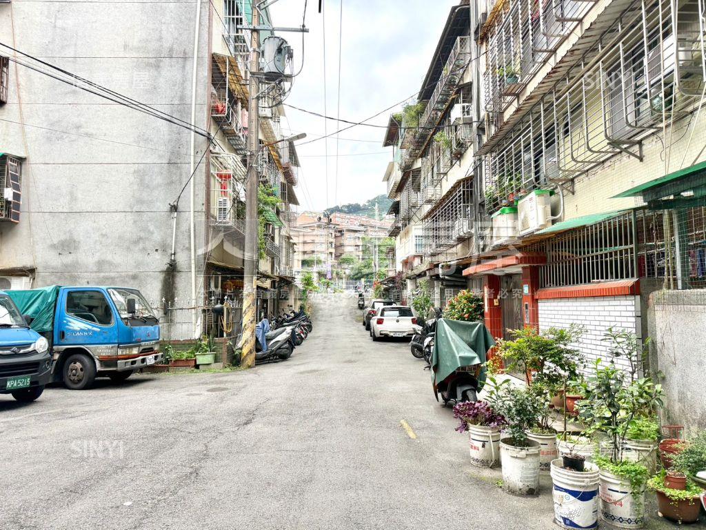 低低低總價！三房房屋室內格局與周邊環境