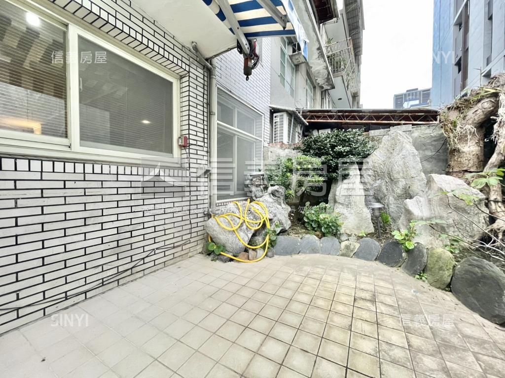 石牌捷運大庭院車庫美透天房屋室內格局與周邊環境