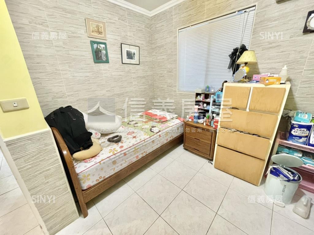 石牌捷運大庭院車庫美透天房屋室內格局與周邊環境