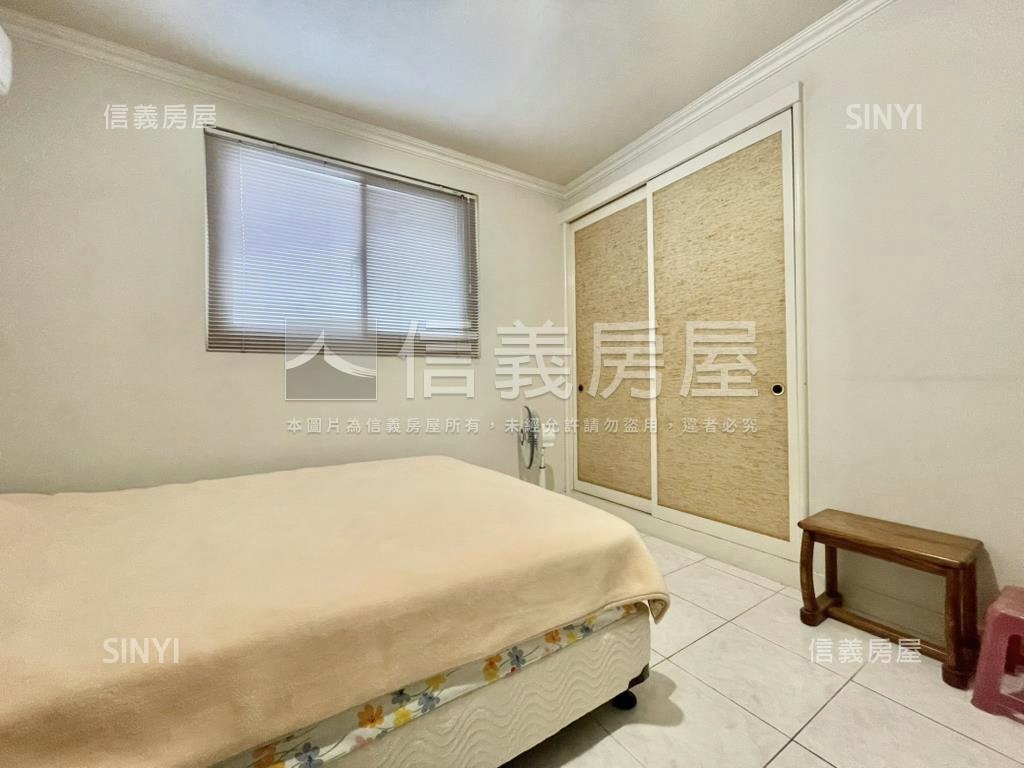 石牌捷運大庭院車庫美透天房屋室內格局與周邊環境