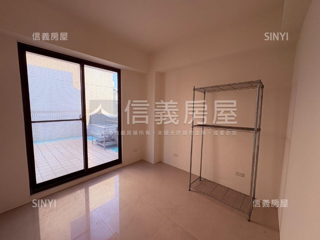 烏日近捷運站大面寬店面房屋室內格局與周邊環境