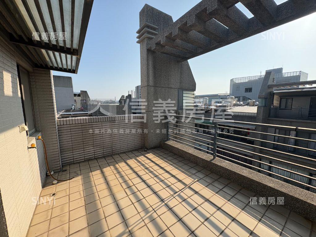 烏日近捷運站大面寬店面房屋室內格局與周邊環境