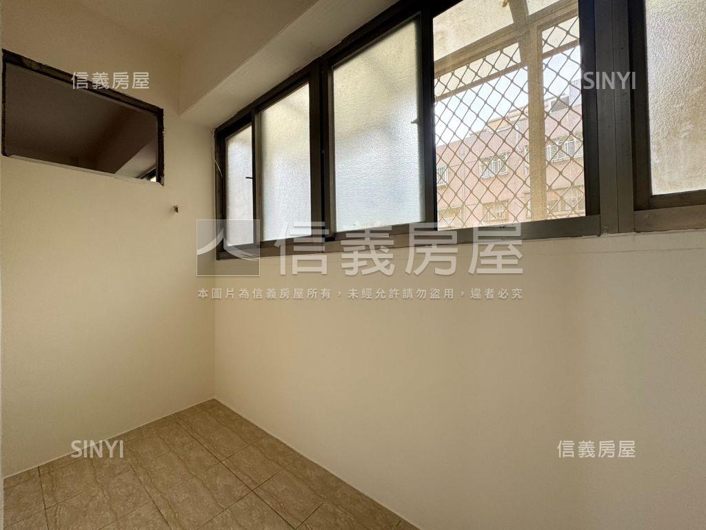 小資族的最愛電梯三房房屋室內格局與周邊環境