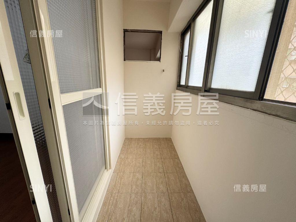 小資族的最愛電梯三房房屋室內格局與周邊環境