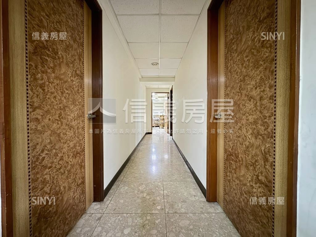 台中西屯１６０商辦房屋室內格局與周邊環境