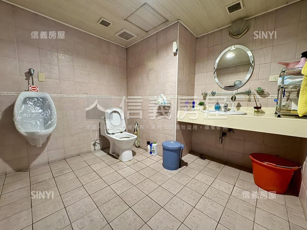 台中西屯１６０商辦房屋室內格局與周邊環境