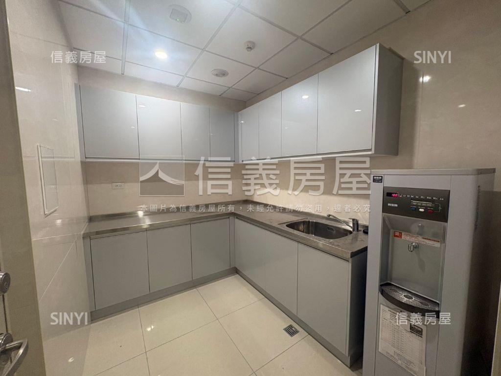 汐止遠雄ＵＴｏｗｎ純美辦房屋室內格局與周邊環境