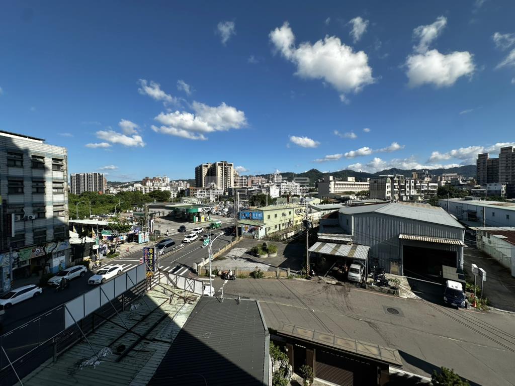 樂章邊間景觀兩房車位房屋室內格局與周邊環境