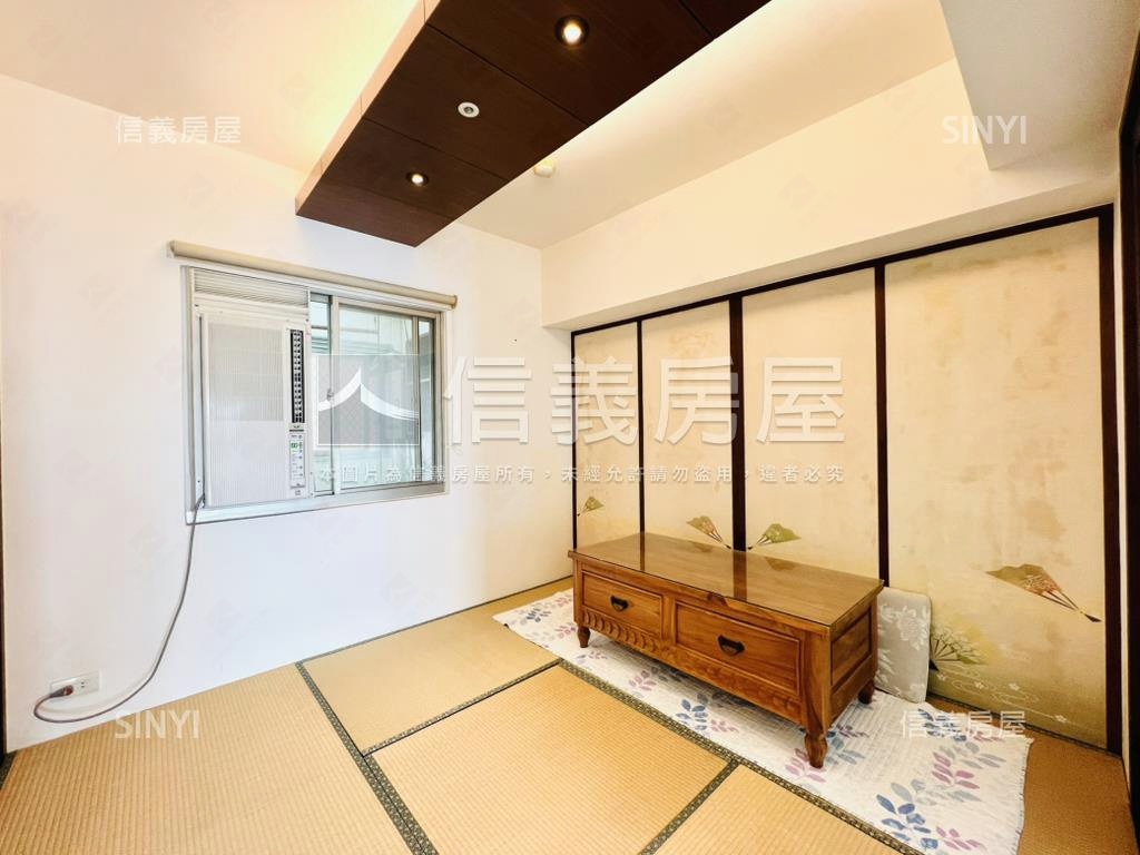 南方翡翠就是這間房屋室內格局與周邊環境