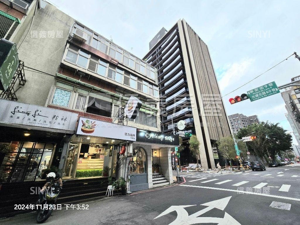 南京巨蛋△角窗邊間店面房屋室內格局與周邊環境