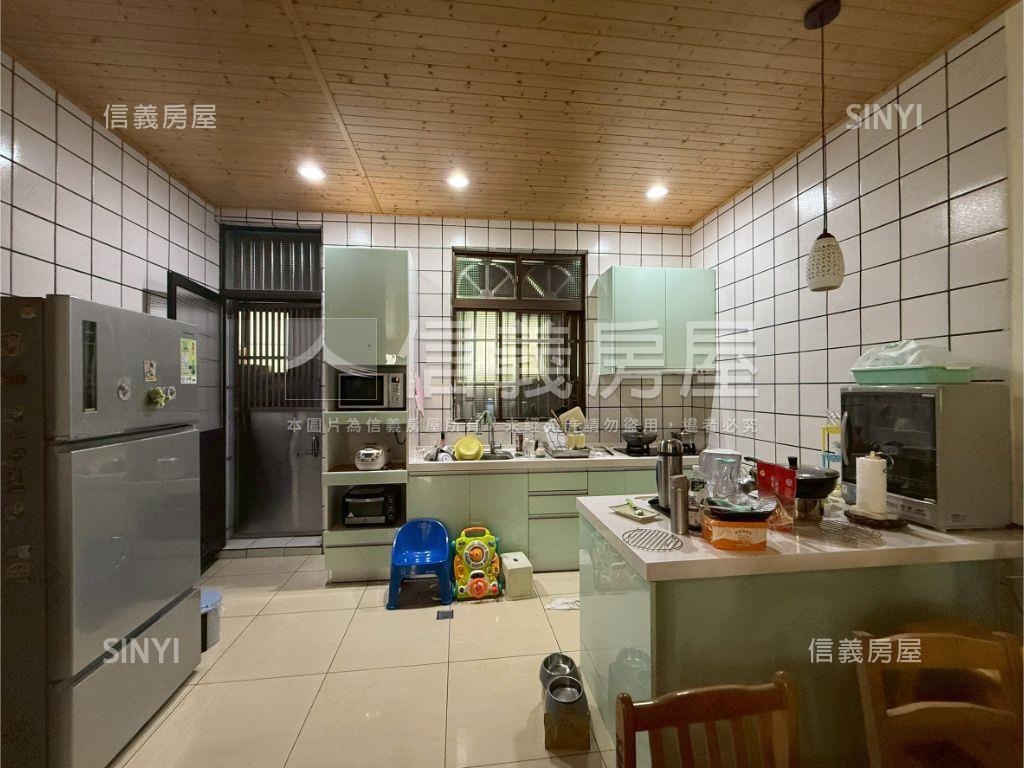 湖口車庫透天房屋室內格局與周邊環境
