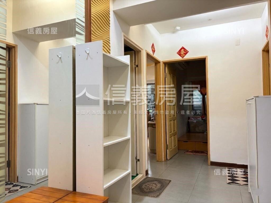 中正香榭鋼骨庭院三房坡平房屋室內格局與周邊環境