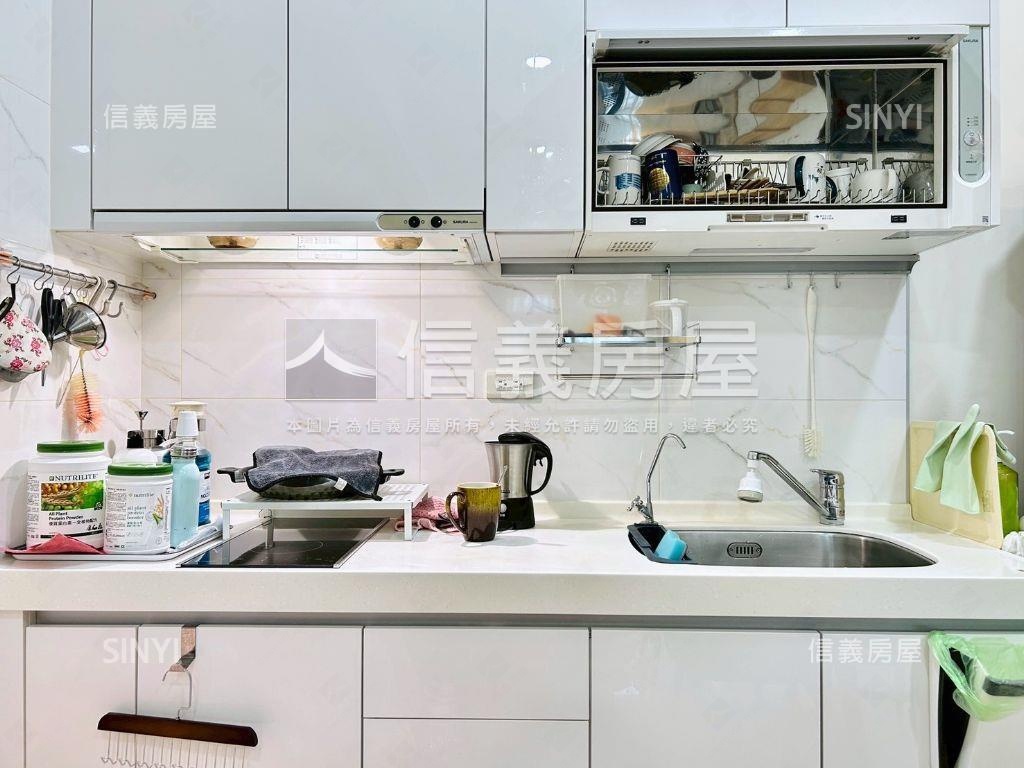 專任！微笑雲品公園樹梢戶房屋室內格局與周邊環境