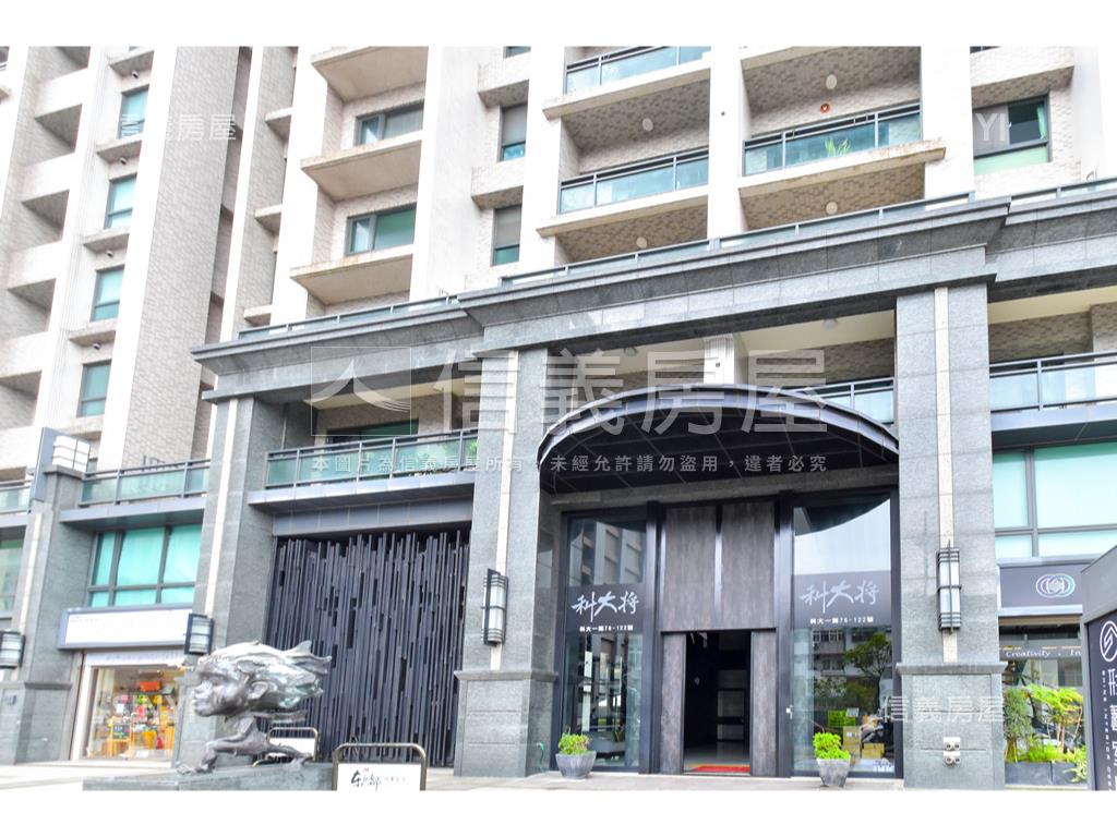 科大椰林主附７０坪三車位房屋室內格局與周邊環境