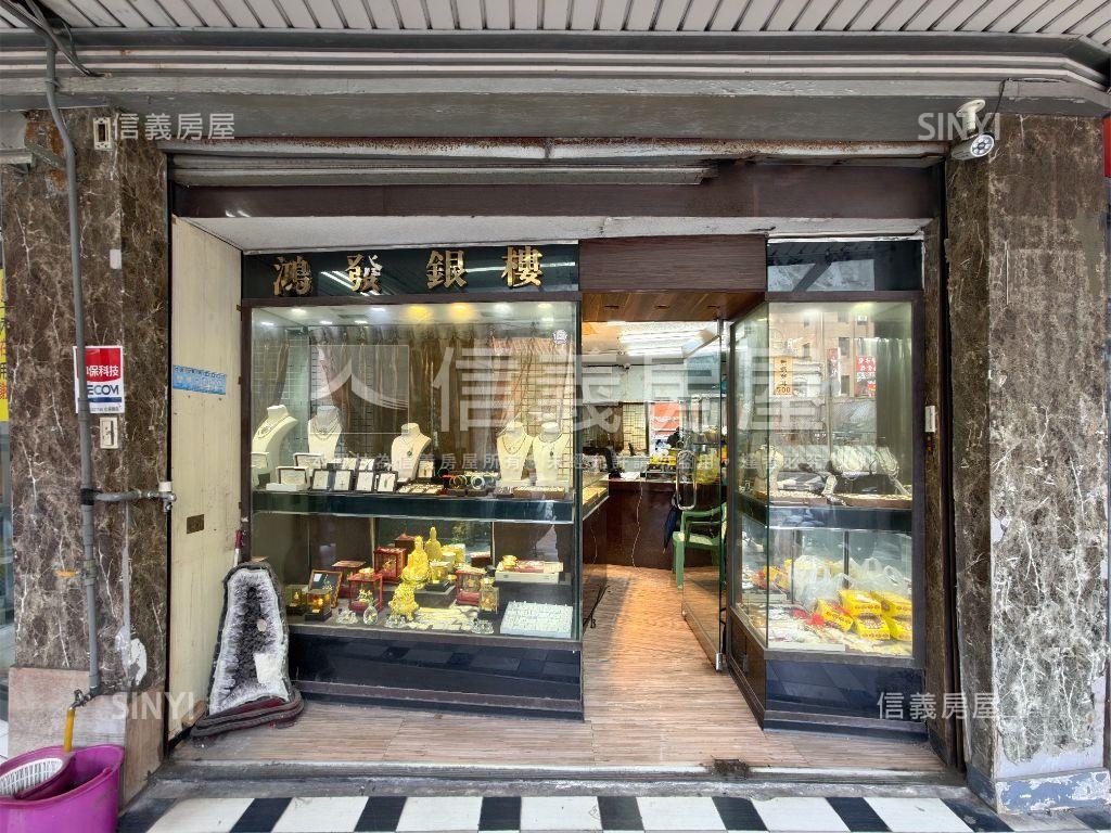 中正路小資店面房屋室內格局與周邊環境