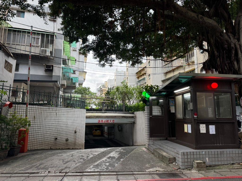 大華理想家★３房坡平車位房屋室內格局與周邊環境